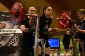 Mistrovství východních Čech mladších juniorek v klasickém silovém trojboji 2024 - fotogalerie