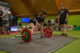 Mistrovství východních Čech mladších juniorek v klasickém silovém trojboji 2024 - fotogalerie