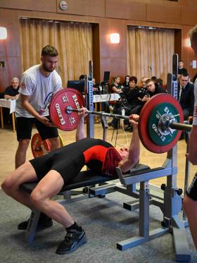 Mistrovství západních Čech juniorů a mladších juniorů v klasickém silovém trojboji 2024 - fotogalerie